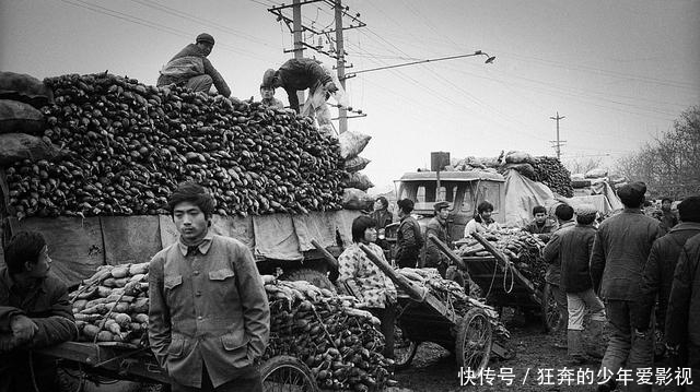 拿出|抗日英雄留下五间老房,亲儿子与继子争遗产,各拿出证明文件