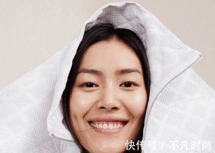 肌底液 就算工资不高,这些影响颜值的“护肤品”,30岁前要开始用!