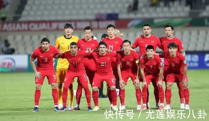 阿兰|李铁换人神了!巴顿差点绝杀澳队,吴兴涵表现神勇,王刚成大英雄