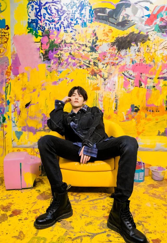 《创4》人气C位学员现状：刘宇跳《天下》，周柯宇主动应援粉丝！