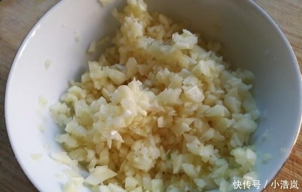 “它”补钙是牛奶的9倍，鸡蛋的17倍，简单蒸一蒸，营养打满分