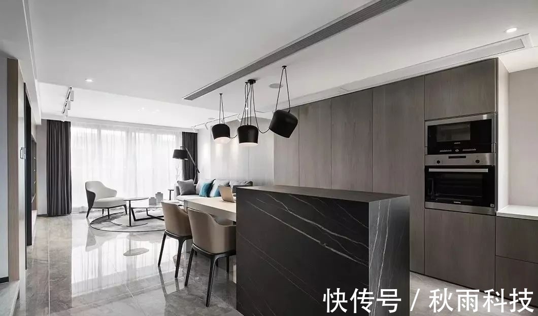 为主人|190㎡现代简约复式,灰白配+木饰面,营造安静优雅的空间