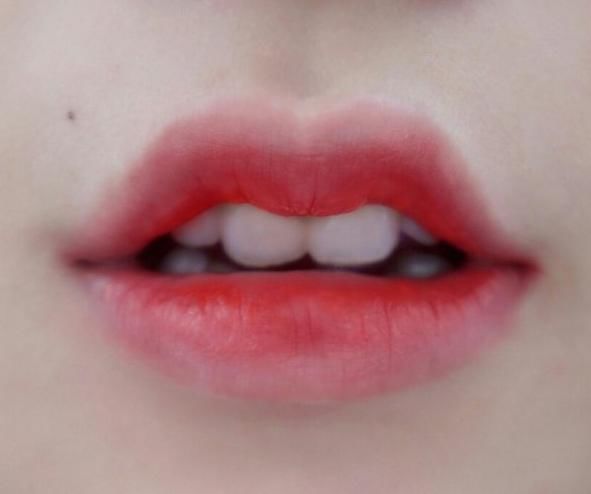 皮下组织|脸上有这3个优点的女生,天生的“素颜脸”,中1个都是“神仙颜值”