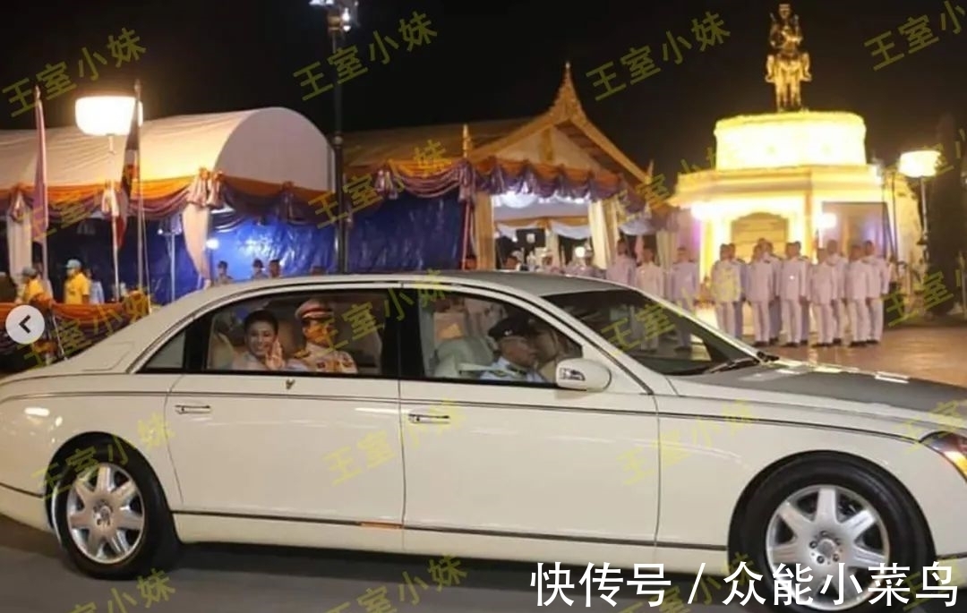 小心机#苏提达适应“三角关系”,把身后诗妮娜当空气,贵妃脸色太阴沉!