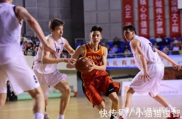 离队|正式离队!中国男篮混血国手被放弃 CBA名帅下狠心