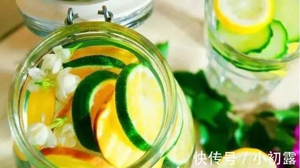 做法|自制柠檬蜂蜜水的做法和功效