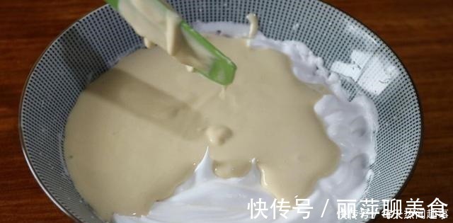 不用烤箱，不用电饭锅，这是用平底锅就能做的蛋糕卷，一次性成功