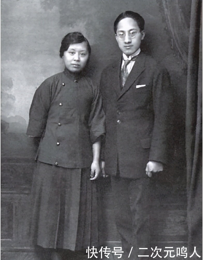 一代渣男徐志摩,心口那颗朱砂痣,到底是谁?