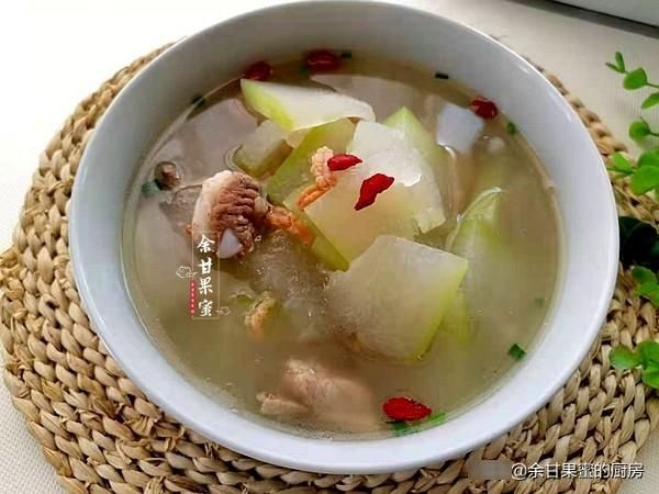 冬瓜|排骨入汤没焯水，换个方法更香浓鲜美，连喝两碗不腻人