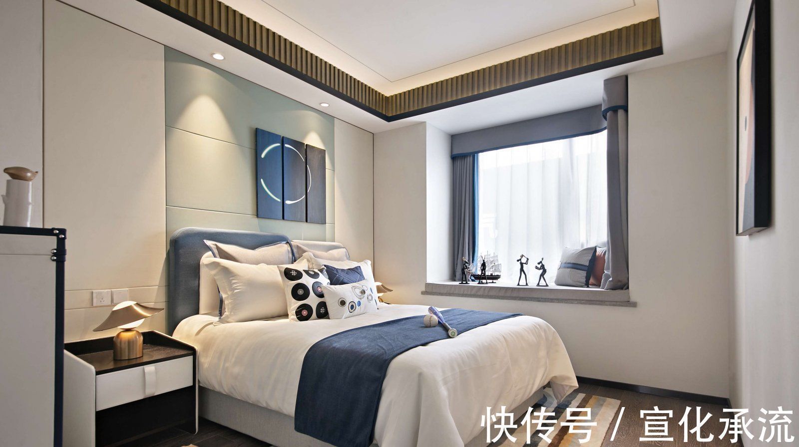 摆件|当诗意遇见新中式,142㎡最美之家,一入户,客厅就足够惊艳到你