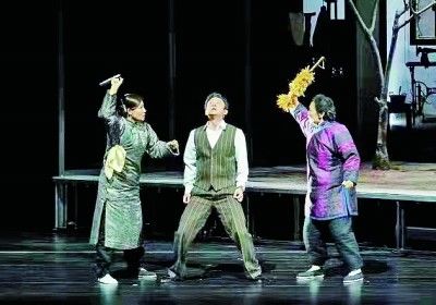 荒诞@文学滋养下的成功艺术实践