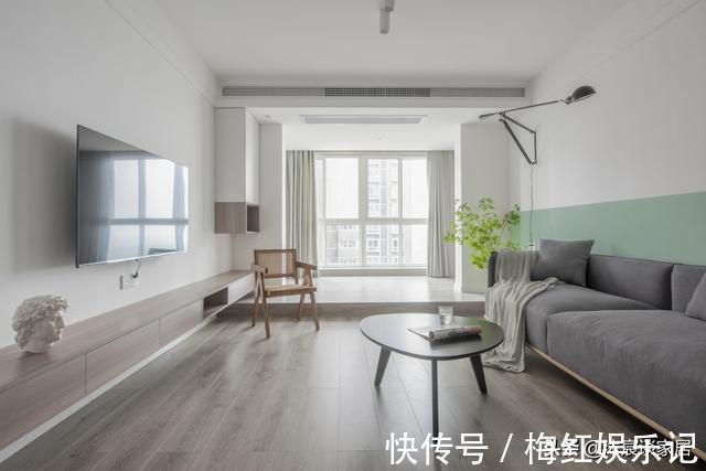 清新|走进她家，就被清新淡雅的氛围吸引，利用颜色拼接让室内非常大方