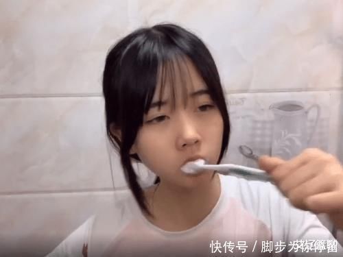 女孩换了款公主切发型后，居然优雅到让男生想搭讪，女生看着就嫉妒