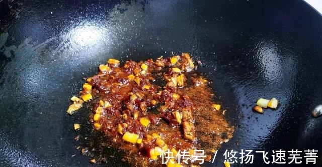 郫县豆瓣酱|入冬后，吃大鱼大肉不如吃它，低热量高营养，家人常吃提高免疫力！