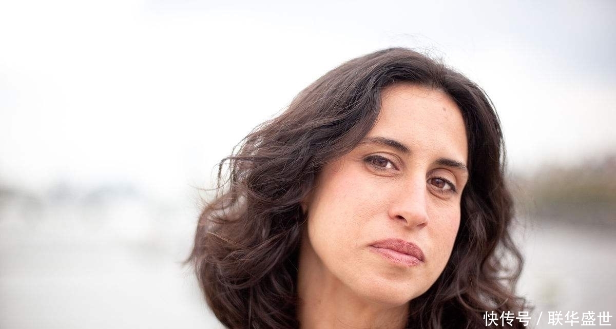 刘海直 40岁的女人,尽量不要留这3种“发型”!看起来土气,太显老了