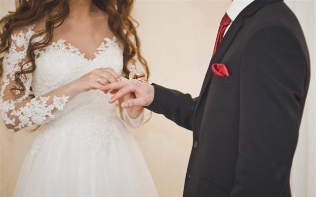 惠善|具惠善终于走出婚变阴霾努力生活,婚姻经得起平淡,才能收获幸福