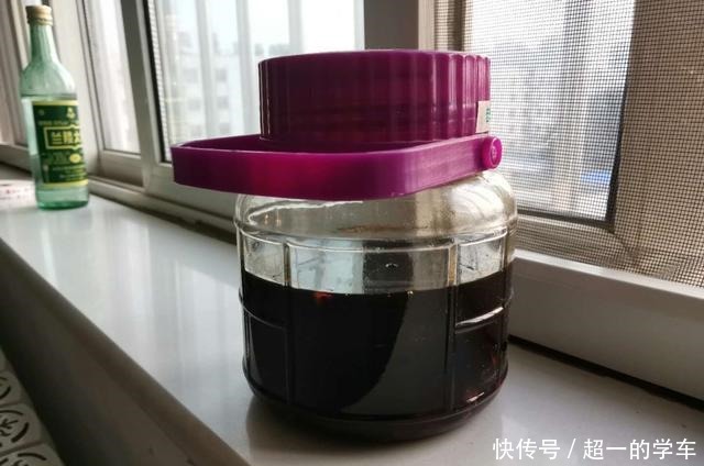 它是厨房里常见的调味品,钓鱼时却大显身手,噱头还是名副其实