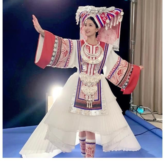 芒果台小年晚会,收视率全程超央视,格局打开了,高度上去了