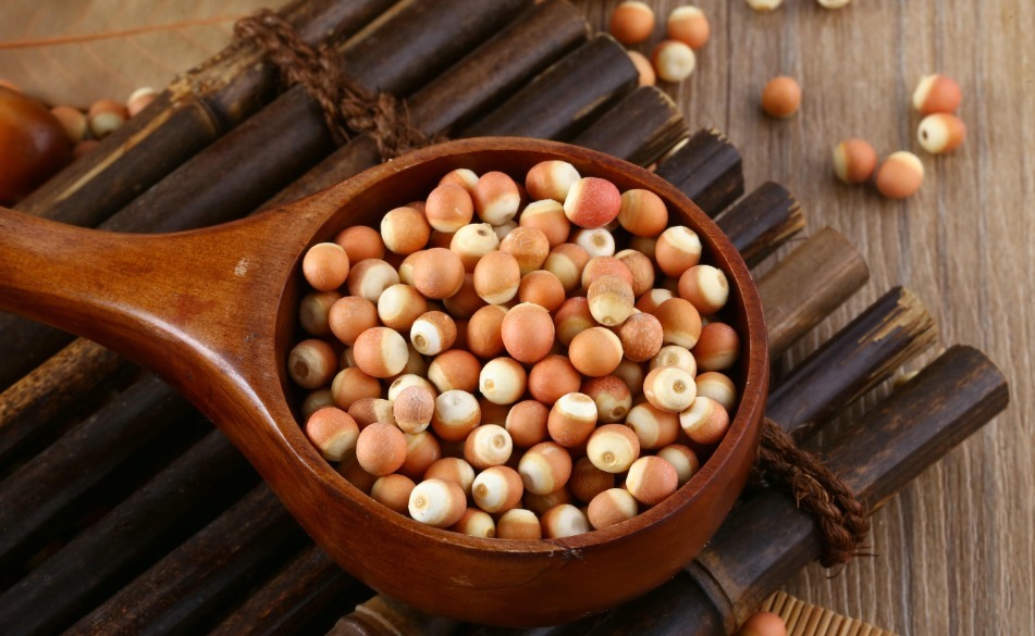 莲子肉|脾胃虚弱的人,一定要常喝“四宝粥”,坚持喝一周,脾胃越养越壮