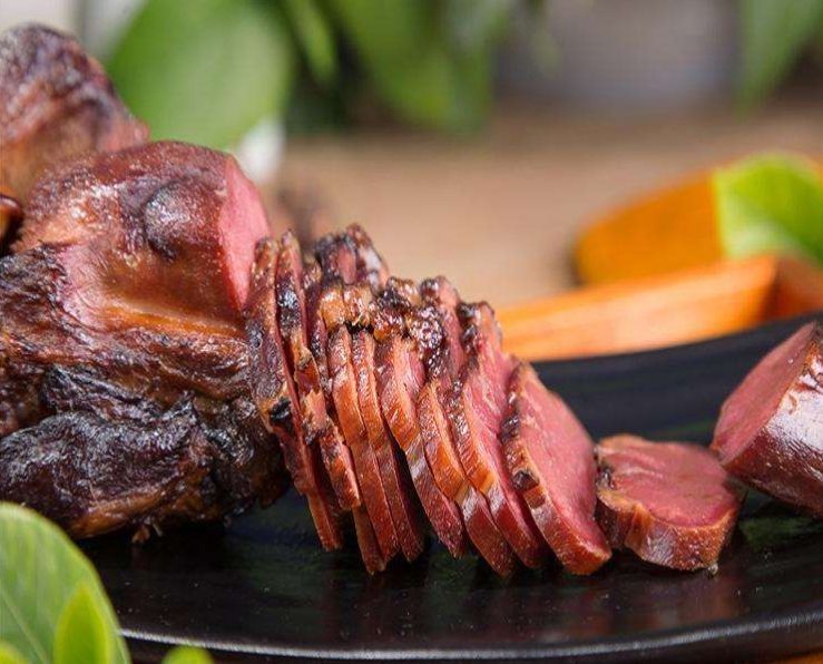 腌腊肉,最忌直接抹盐!外婆60年老方法,香软入味,比鲜肉更好吃