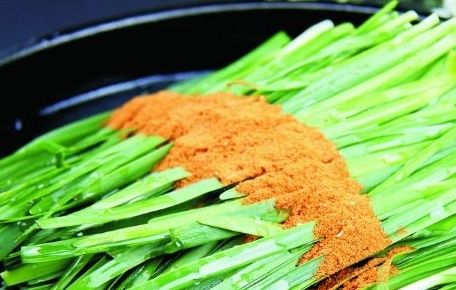 妈妈们|孕期再馋也不能沾一口的3种蔬菜，可能引起“宫缩”，孕妇别大意