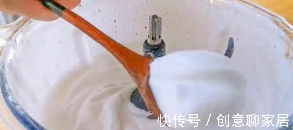 蛋糕超简单做法，不用打蛋器，不用烤箱，比买的还好吃，真解馋