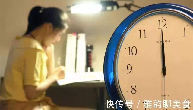 荷尔蒙|晚睡对娃伤害有多大不只影响身高和智力,五点危害个顶个的坑娃
