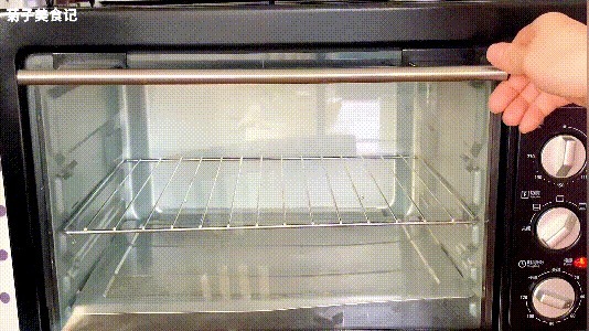 蛋糕为何开裂亲身实践，原因有三点，值得分享