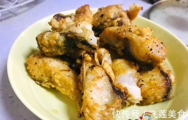 家常红烧鱼，炸出来酥脆，红烧起来不松散！