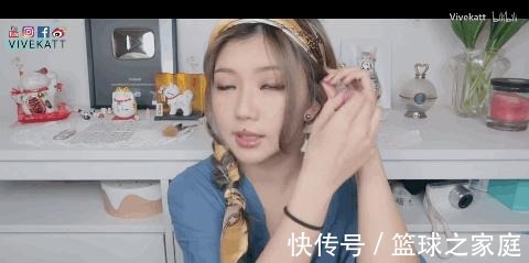 头发 别再披头散发了!这3个发型小技巧显嫩又高级!