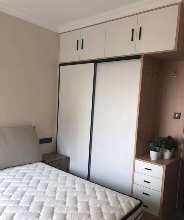 衣帽间|晒晒我的130㎡婚房,光入户就美翻了最喜欢主卫改的衣帽间