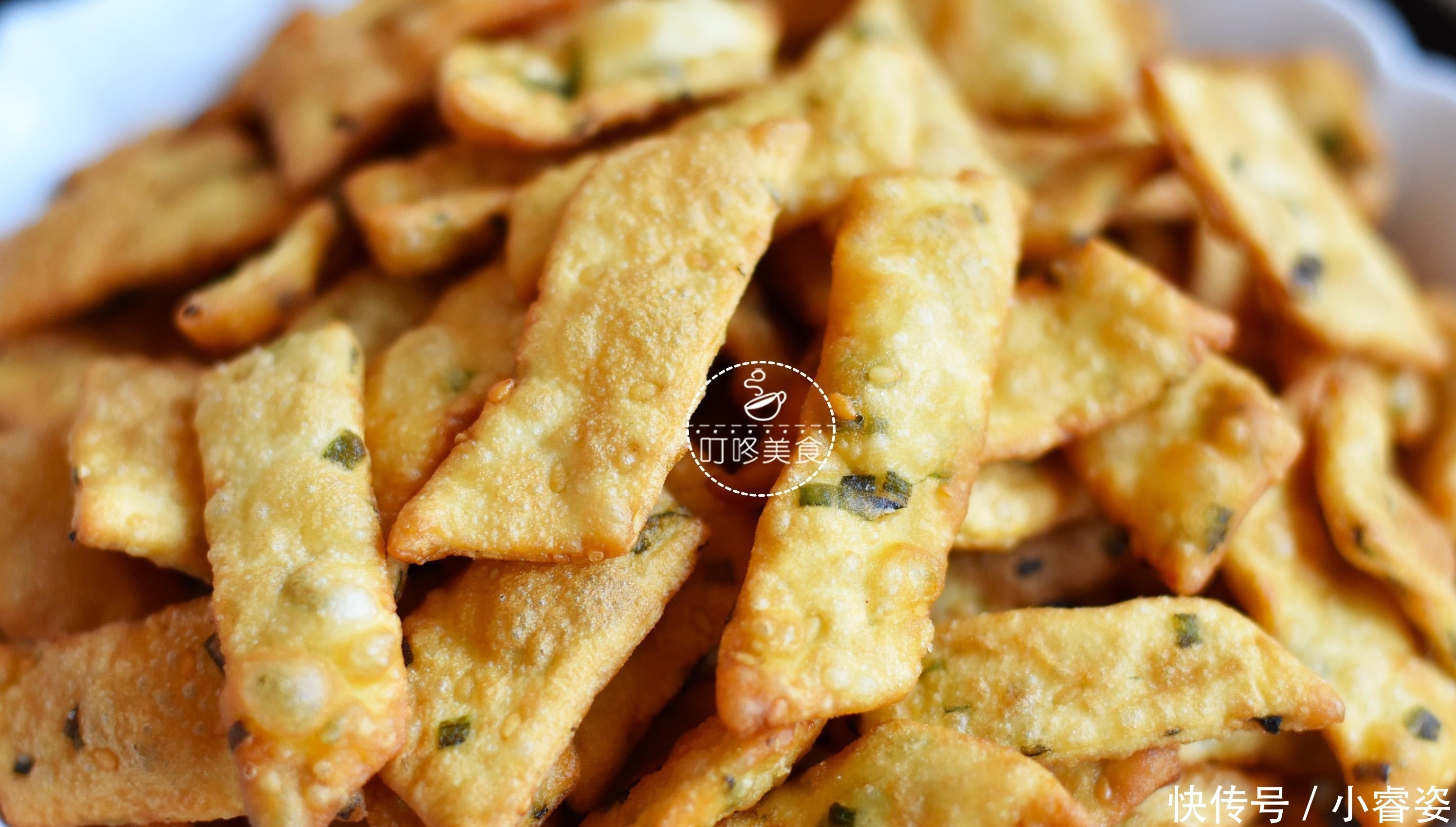 2分钟教会你做炸酥果,步骤超简单,又酥又脆,学会不用买零食了