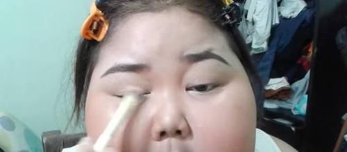 化妆|女子很少化妆,大家也懒得看,不过这次画完以后让人觉得不可思议