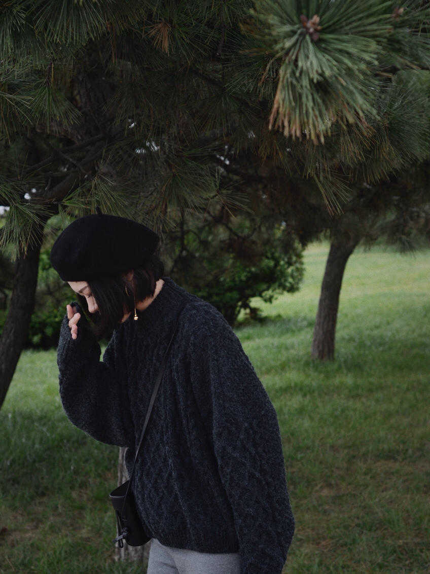 毛衣|冬季套头毛衣这样搭,配大衣更显精神