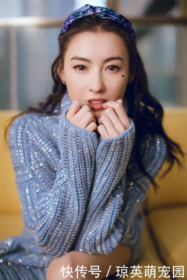 短发|女人50岁后，别再剪短发了！今年流行这些发型，时髦减龄又气质