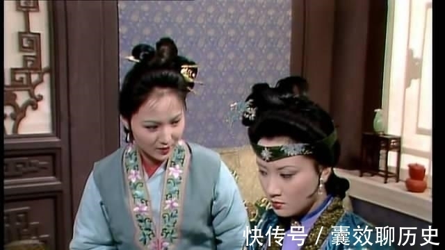 秋桐|贾琏从外面偷娶新二奶奶一事儿告知凤姐,平儿该不该自责?