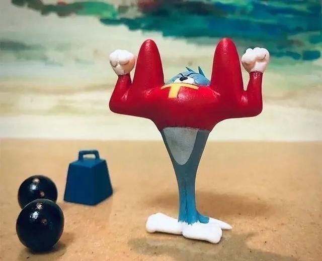 杰瑞|雕塑家还原猫和老鼠场景,看到这些作品,网友:童年又回来了
