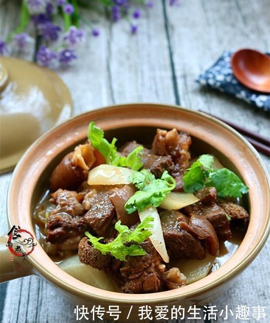 每年冬天一到,此菜最抢手,当季食材营养足,荤素搭配味道香