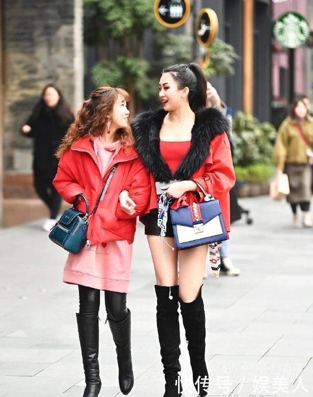 气质|街拍小姐姐颜值很高,身穿仙女裙气质非凡