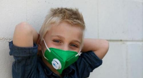 位妈妈|疫情当下 ，出门一定要给孩子戴口罩，但是你的方法对吗？