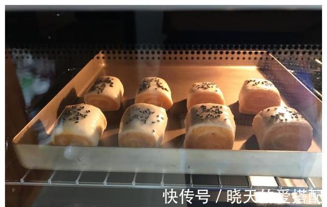 红薯新吃法,做成快手早餐饼,奶香十足,咬一口酥掉渣,真过瘾