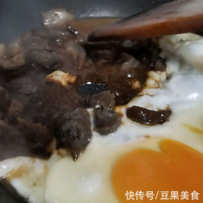 青蒜叶|小白也能做的快手菜——海参炒鸡蛋