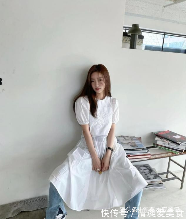 时髦 扔掉你的碎花裙!今夏流行这“3种”裙子,40岁女人穿更时髦减龄