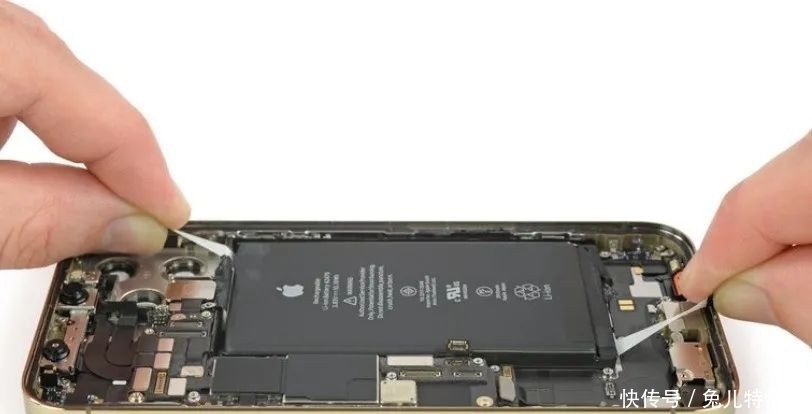 绿屏|iPhone 12全系绿屏+续航翻车?