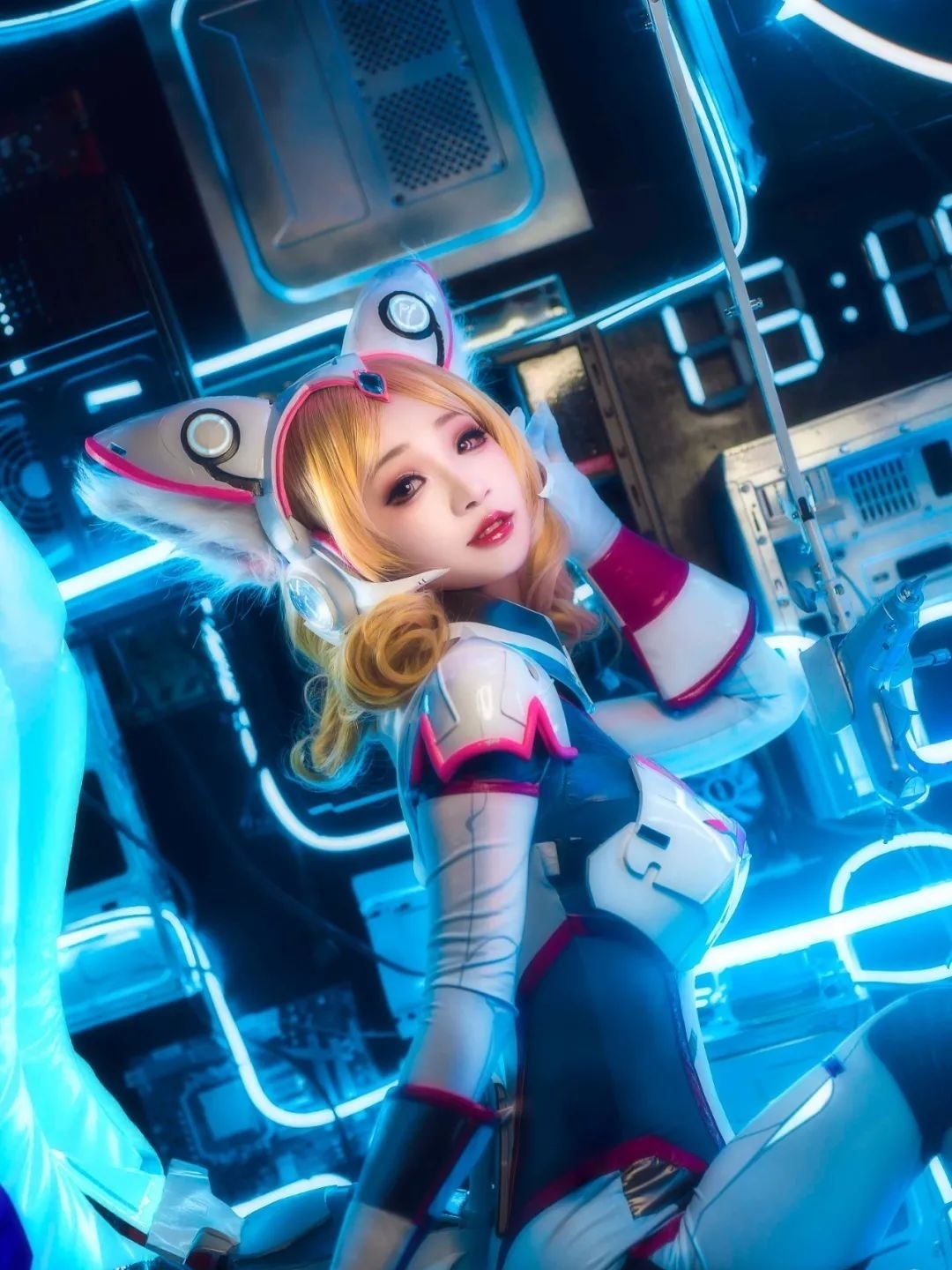 妲己|cos:王者荣耀妲己机甲小助理cos正片@海沫