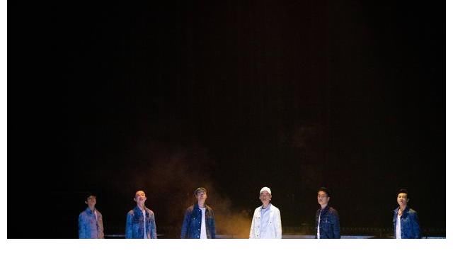 鞋子特大号|《披荆斩棘的哥哥》赵文卓李云迪rap首秀获好评，陈辉欧阳靖刘端端遗憾淘汰