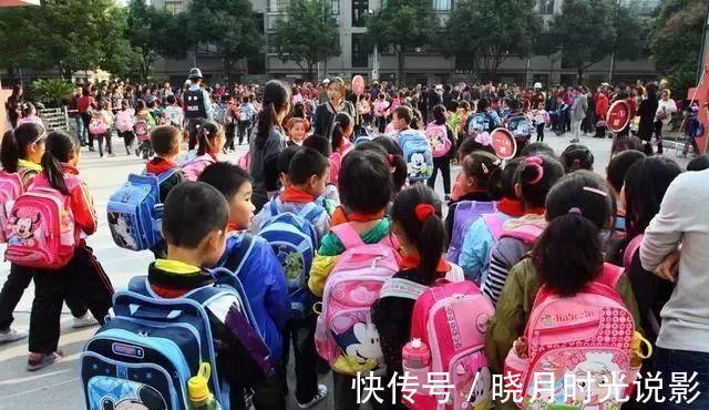 模式|教育部推行5+2教育模式,苦了老师,乐了家长