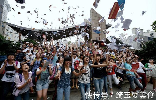 主摄级|盘点市面上适合准大学生的手机，每一款用4年都不卡顿、不过时