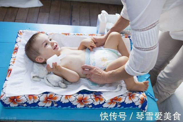 晾干|婴儿拉完臭臭后,用水洗还是用湿巾擦?踩过坑的妈妈才知道的做法