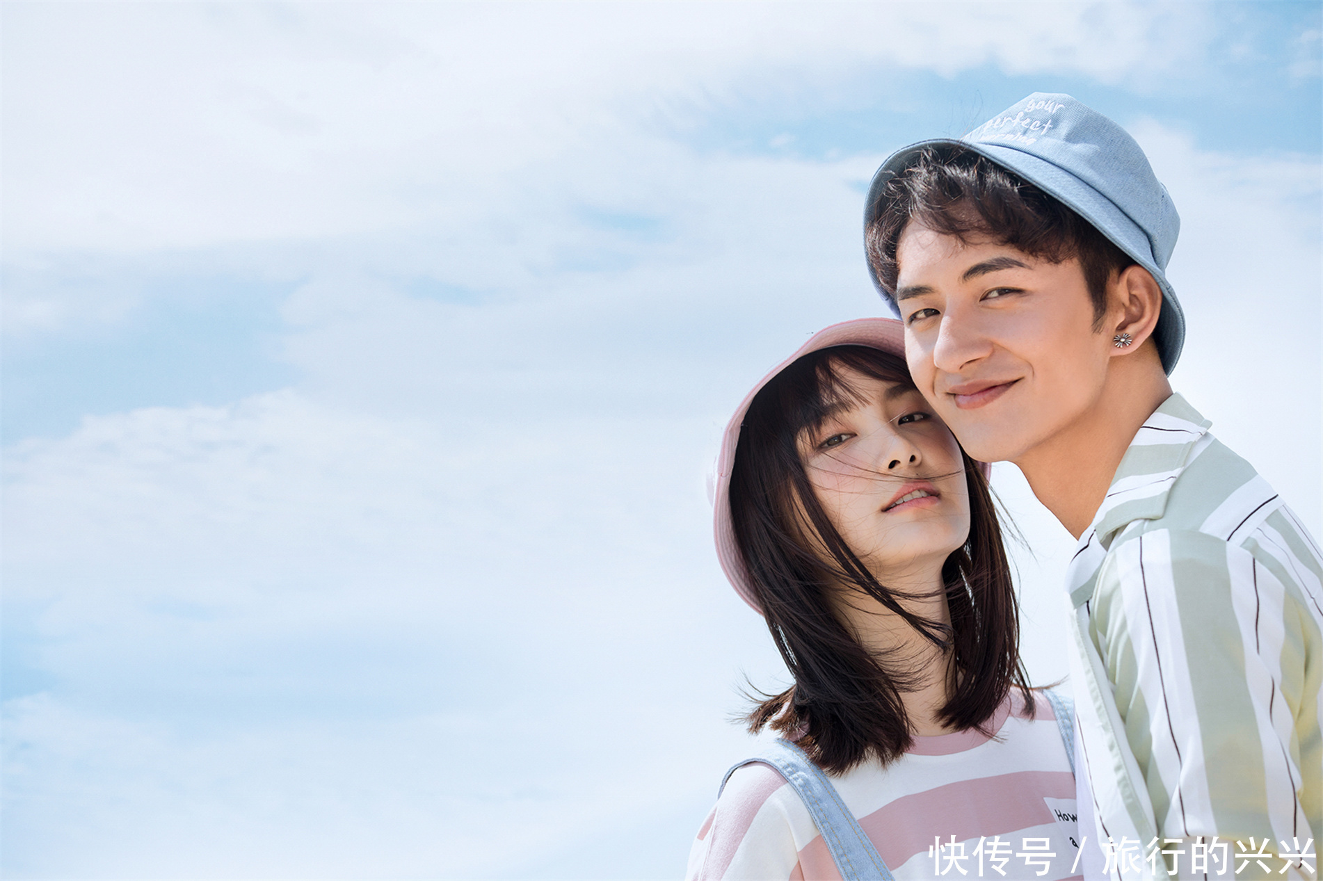 拍婚纱照|8个婚纱照经典的pose,拯救你的拍照尴尬癌,快get√起来!